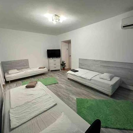 24 Ior By Green Apartments Bukarest Kültér fotó