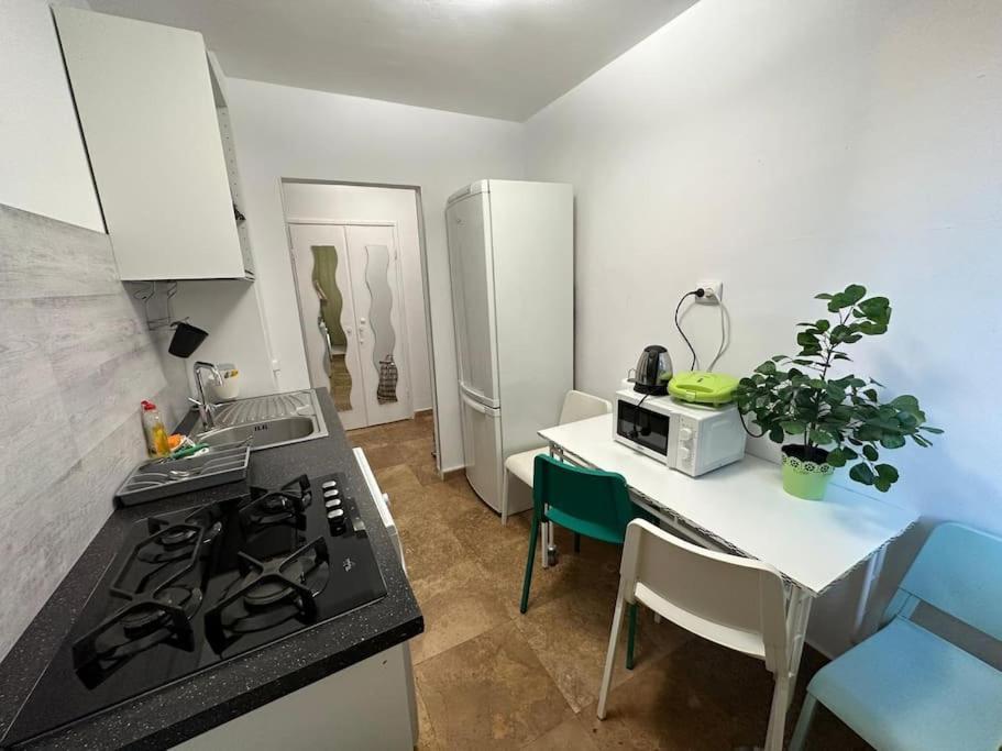 24 Ior By Green Apartments Bukarest Kültér fotó